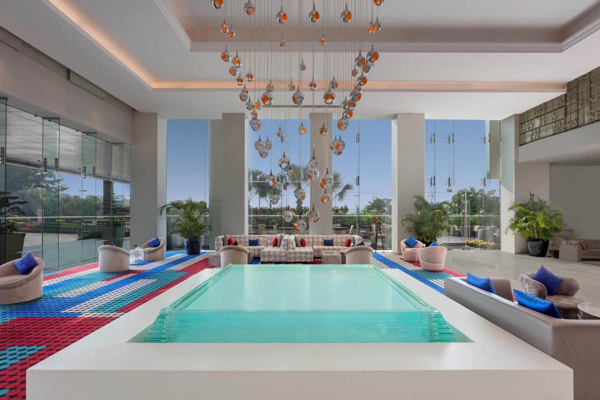 Le Meridien Gurgaon, Delhi NCR Exterior foto