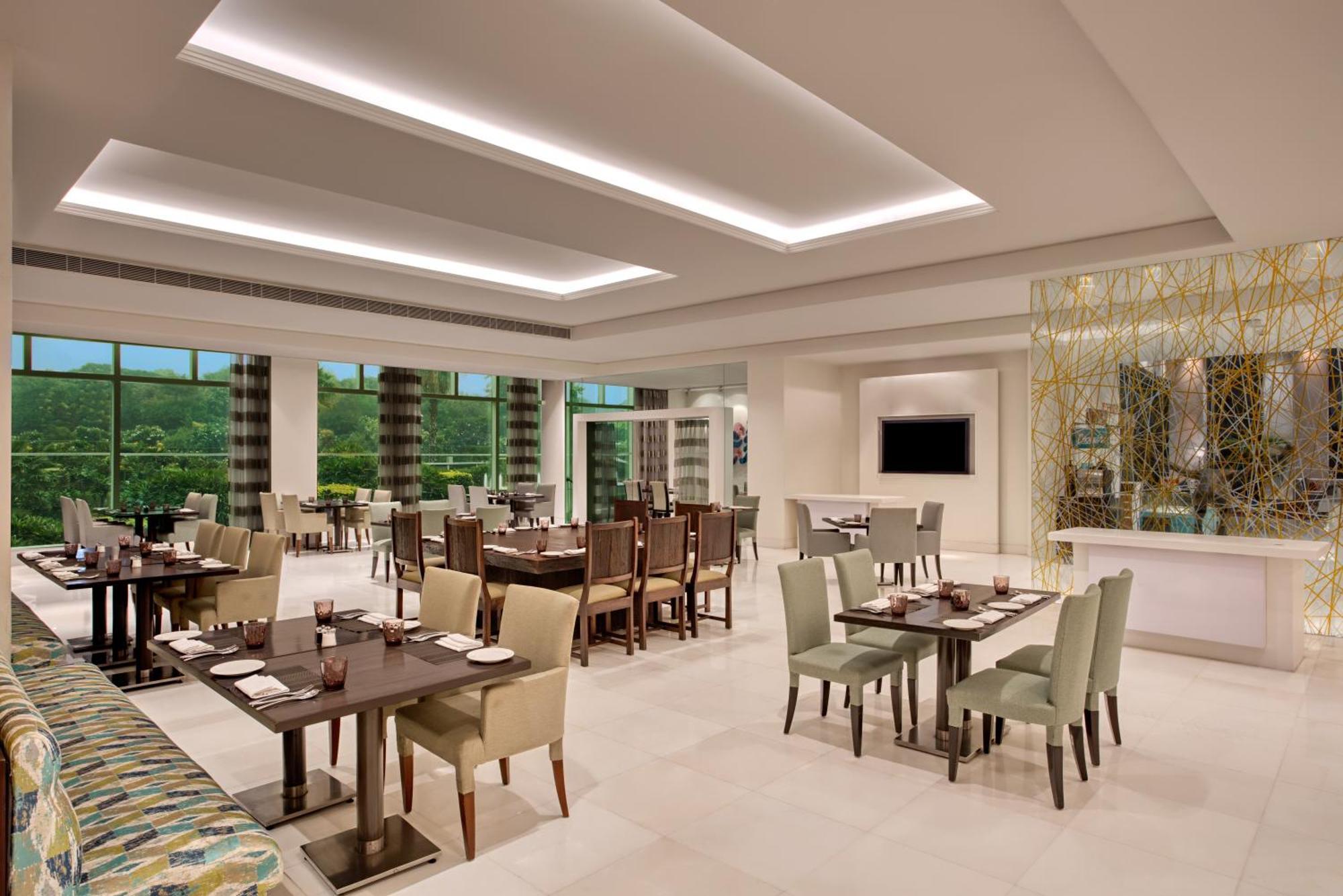 Le Meridien Gurgaon, Delhi NCR Exterior foto