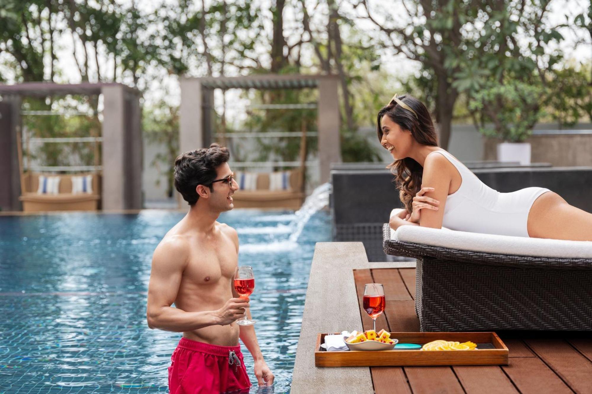 Le Meridien Gurgaon, Delhi NCR Exterior foto
