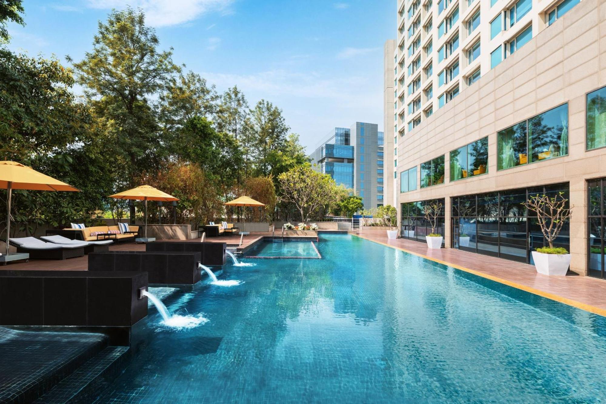 Le Meridien Gurgaon, Delhi NCR Exterior foto