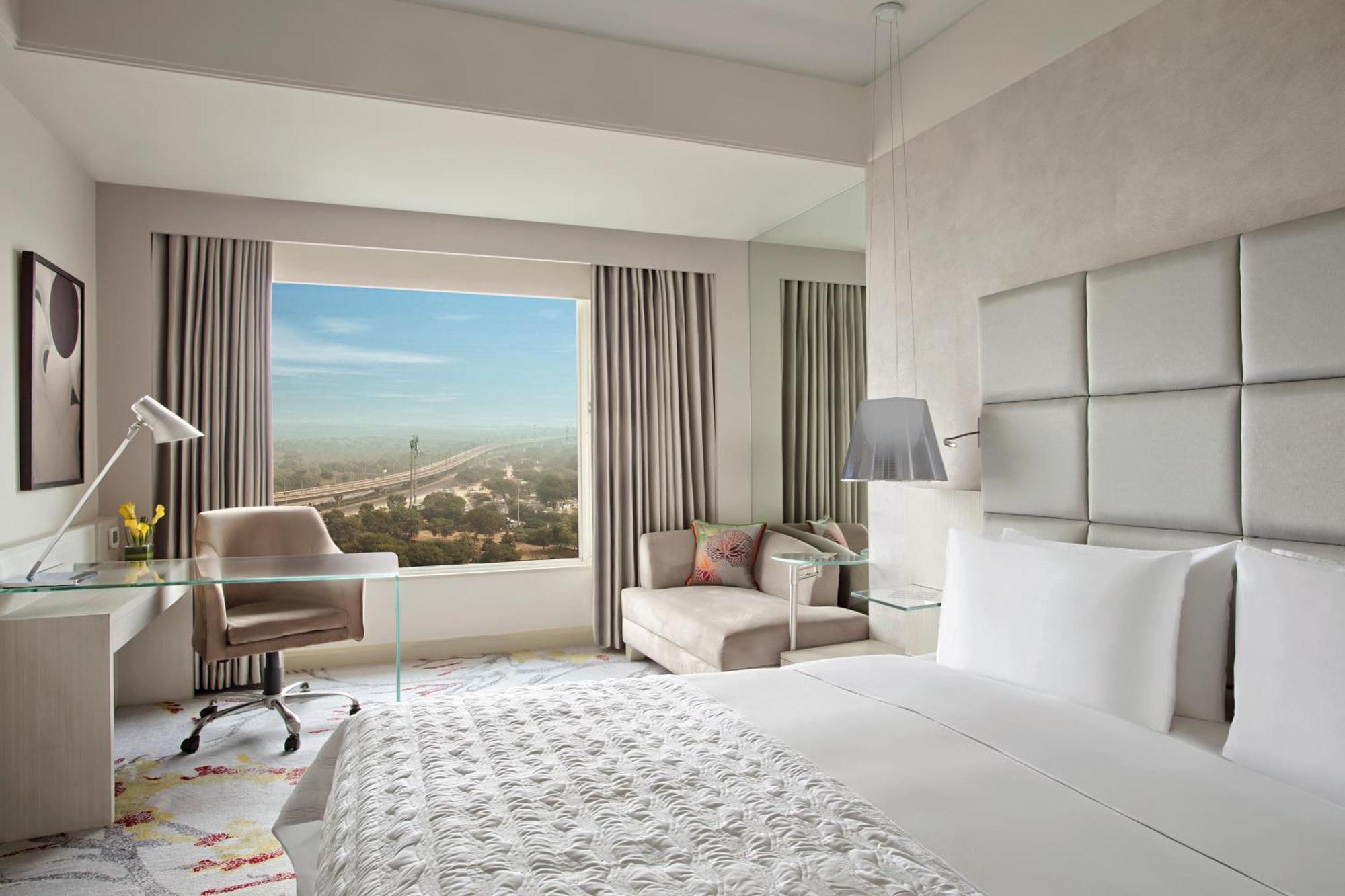 Le Meridien Gurgaon, Delhi NCR Exterior foto