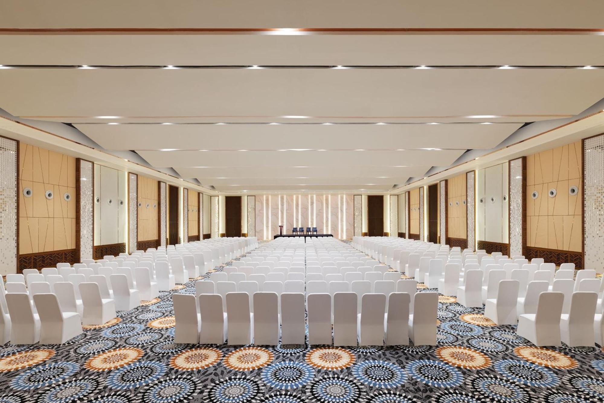 Le Meridien Gurgaon, Delhi NCR Exterior foto